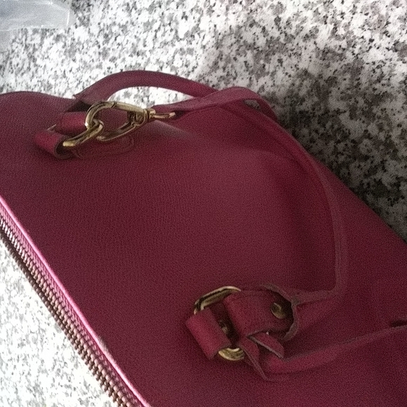 Giaguaro Italian Crossbody Bag - Picture 3 of 9